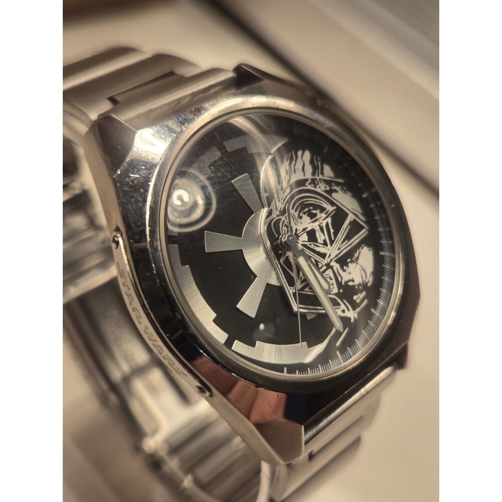 FOSSIL 1997 STAR WARS (DARTH VADER) Silver Watch 20th Anniv. LTD Ed. #4525/10k - Picture 5 of 10